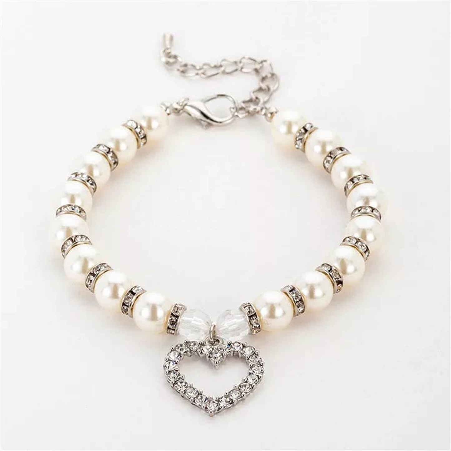 Heart and Pearl Necklace in White