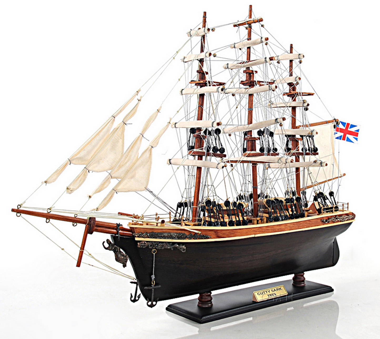 Cutty Sark Small-Scaled Model Ship