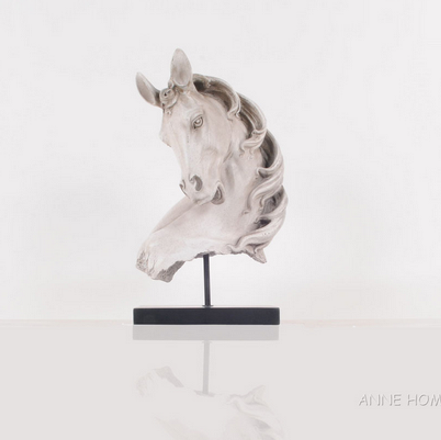 Anne Home Horse Head Statue