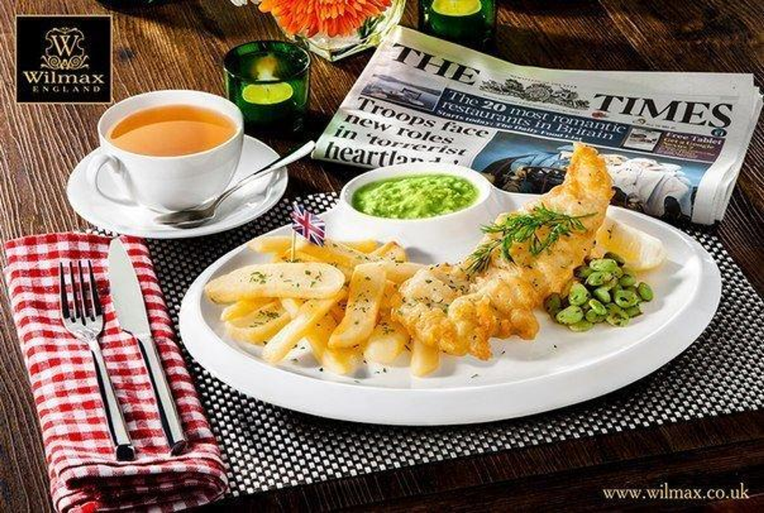 Wilmax Fine Porcelain Divided Round Platter, 10 in / 25 cm