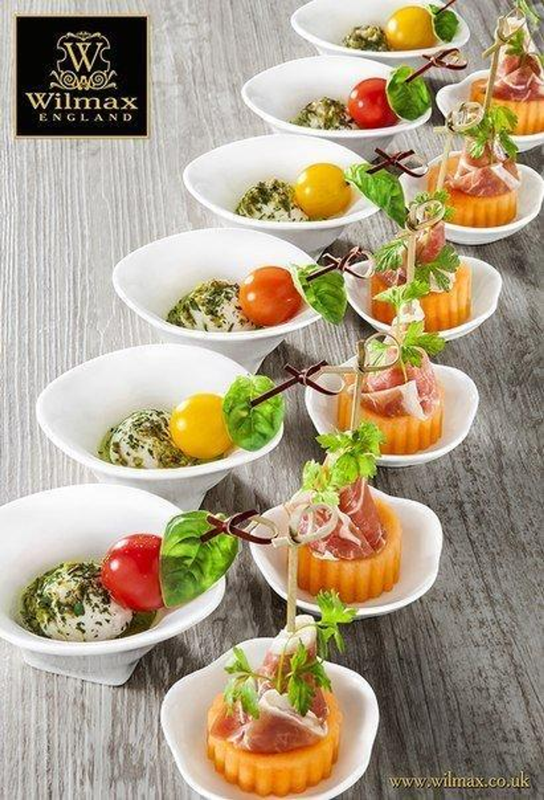 Wilmax White Porcelain Round Serving Dish, 4 in (Set of 6)