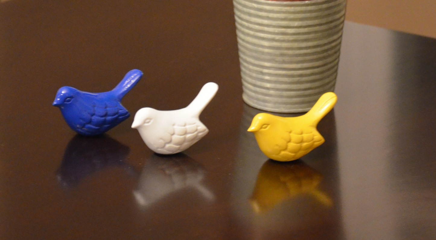Vibhsa Bird Figurines, Set of 3 - Blue, White, Yellow (3.5-Inch)