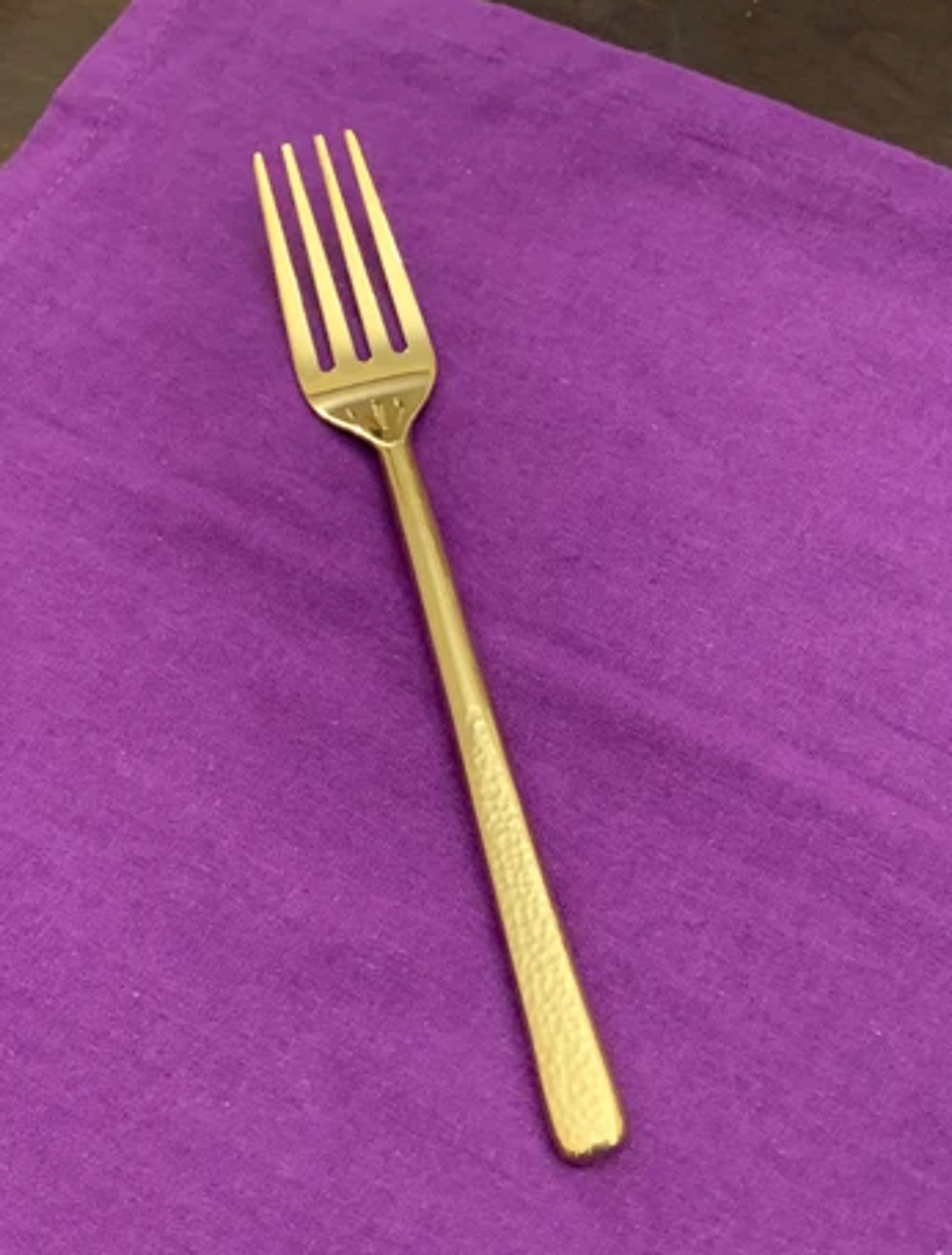 Vibhsa Dinner Fork Set of 6, Stainless Steel Gold