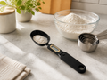 Kitchen Scale vs Measuring Cups: Which Is Better for Baking?