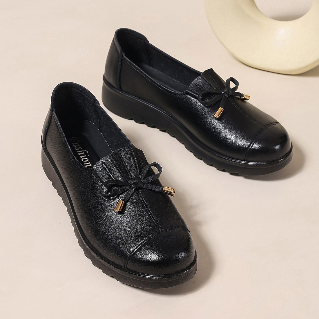 Women's microfiber flat slip-on walking shoes, photo 4