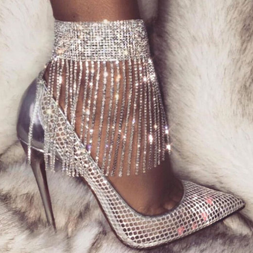 High heels with anklets