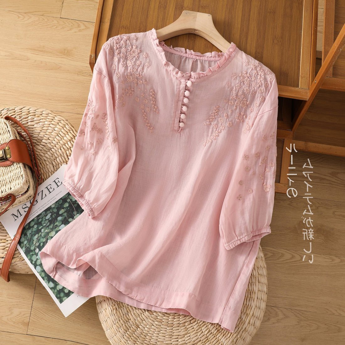 Short-sleeved T-shirt Women's Embroidered Lace