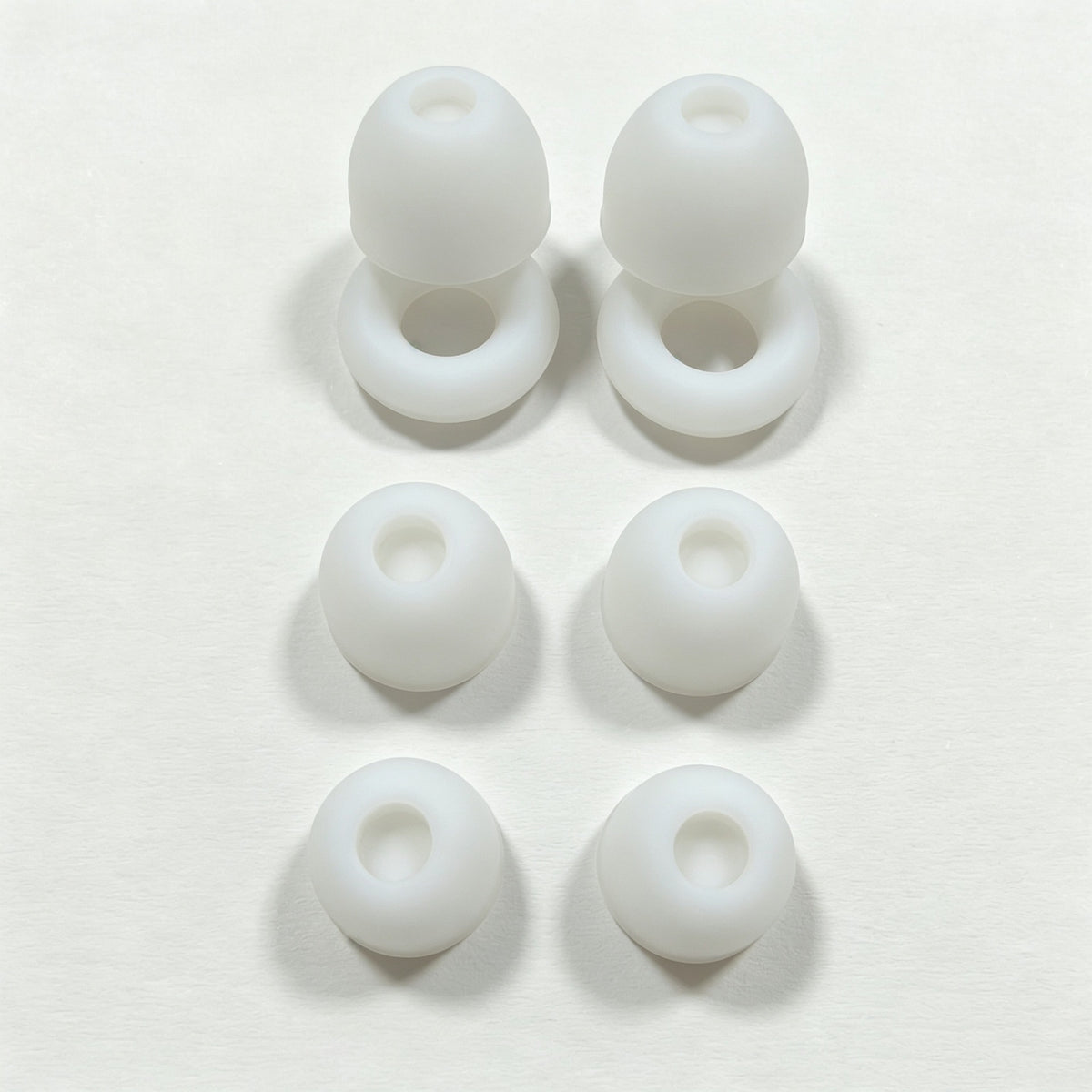 Silicone noise-blocking earplugs