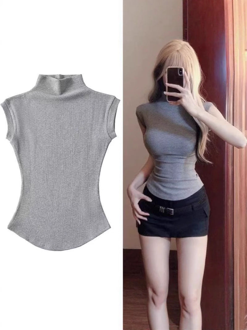Women's asymmetrical half-turtleneck sleeveless short top, photo 1