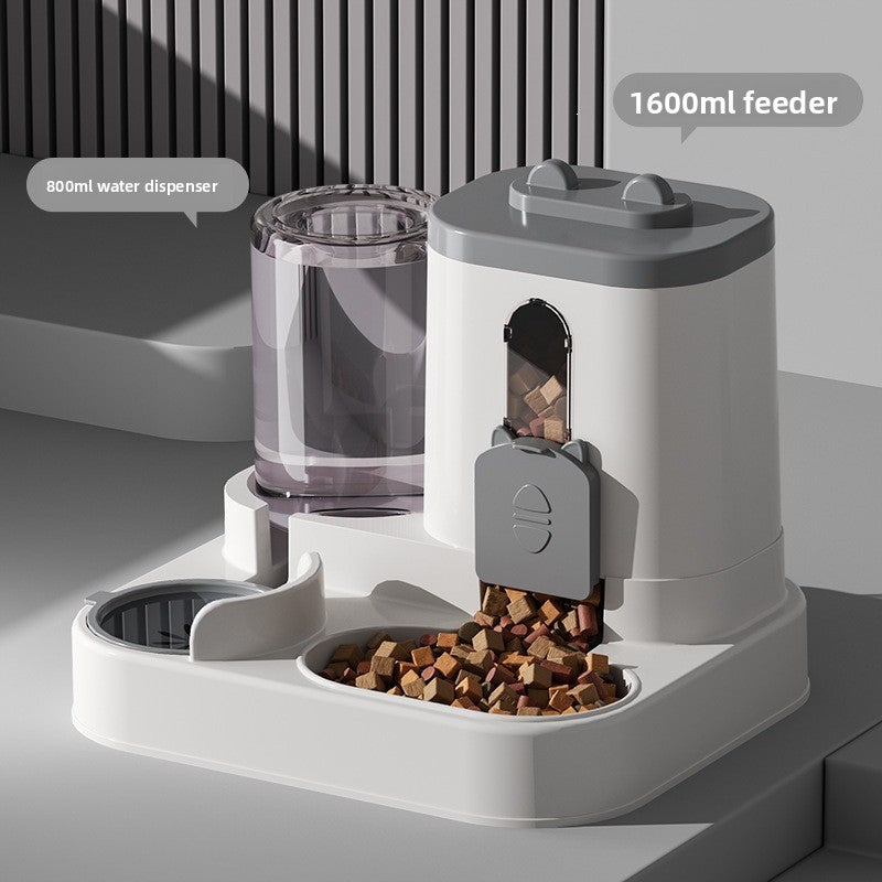 Pet supplies automatic feeder