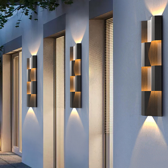 Decorative Solar LED Wall Light for Outdoor Use Outdoor & Pond Lighting product image 5