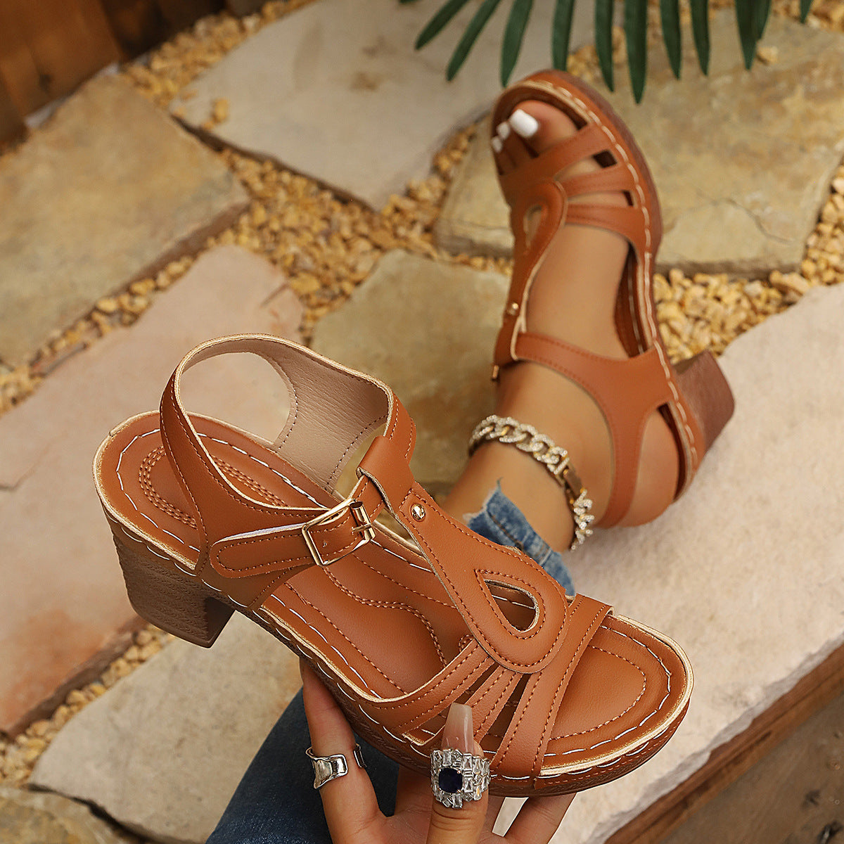 Women's Peep-Toe Chunky Heel Sandals