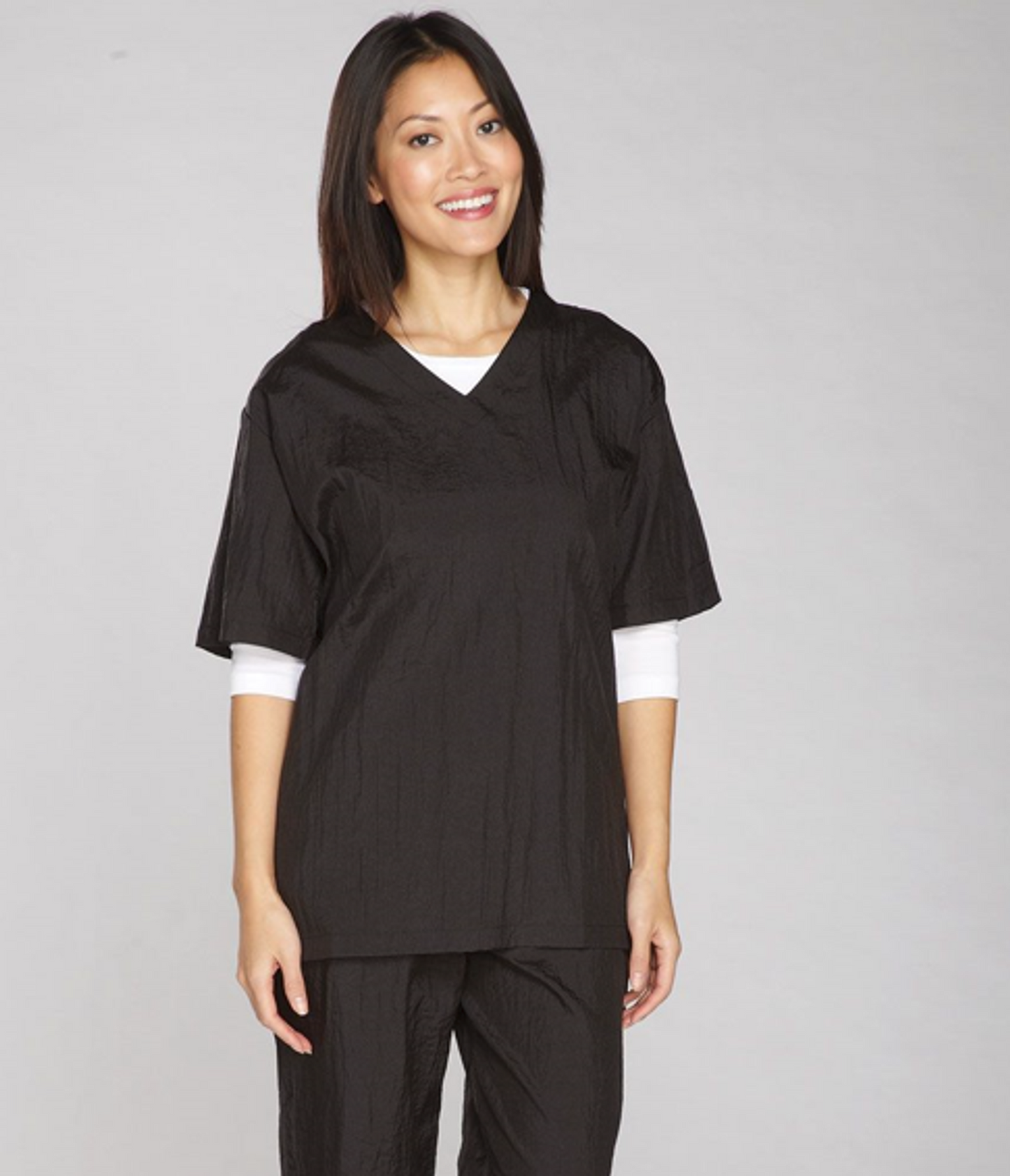 Top Performance V-Neck Grooming Smock