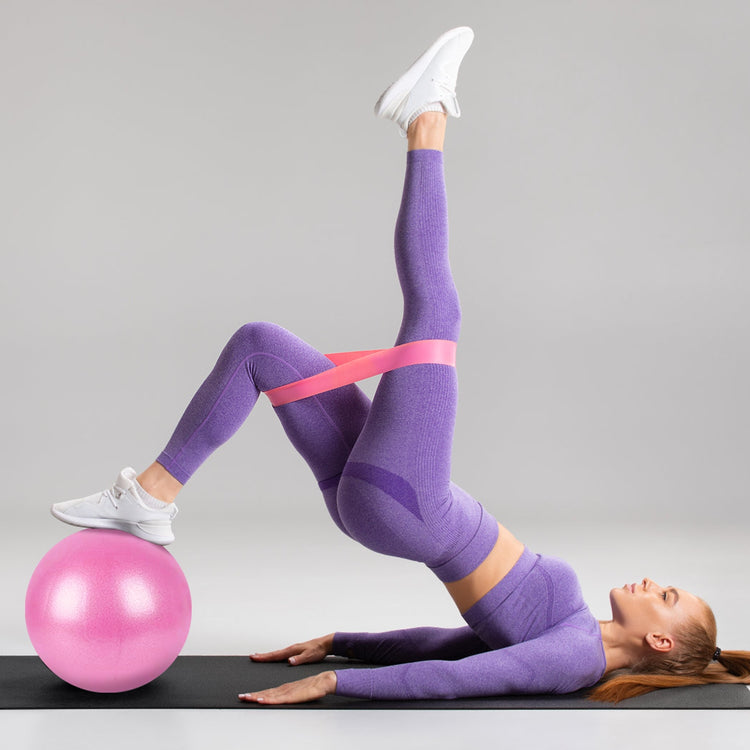 Non-slip yoga socks in the Pilates kit