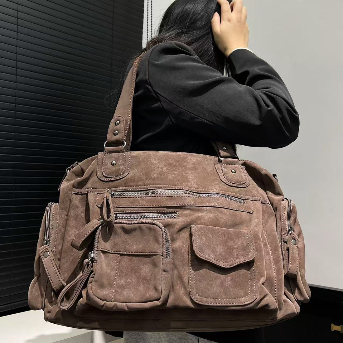 Large Capacity Multi-pocket Single Shoulder bag