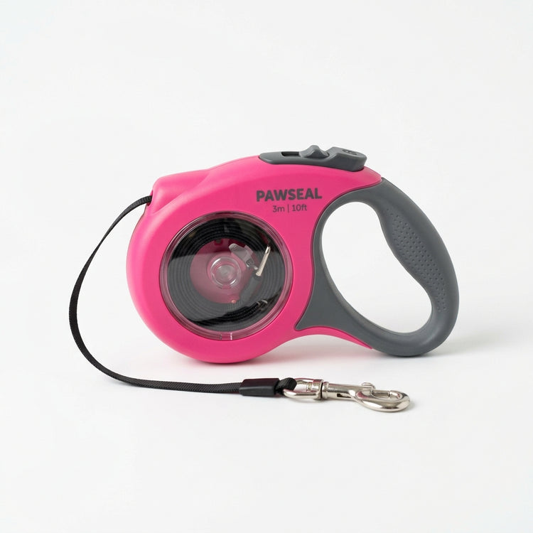 Retractable dog leash handle with lock button