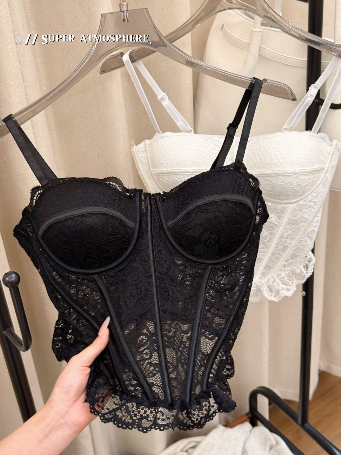 Women's slim-fit lace top with double-layer fishbone straps, photo 2