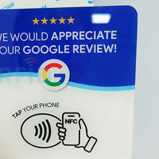 Comment on square table stickers