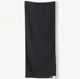 Outdoor magnetic towel for changing at beach