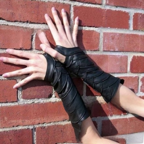 Leather scale wrist guard