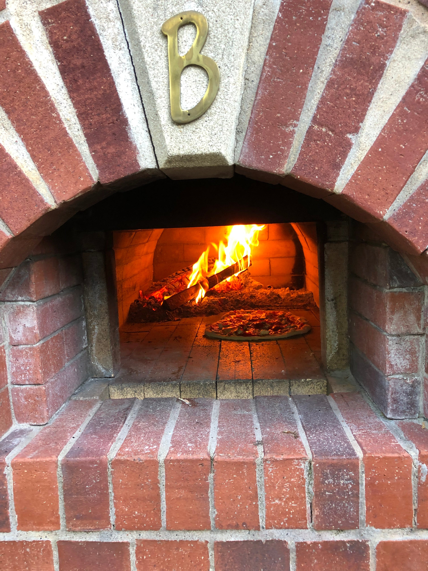 OneLogFire Red Oak Pizza Oven Wood