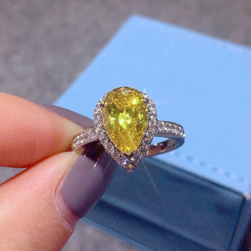 Diamond and Yellow Diamond Zircon Ring - Image 5