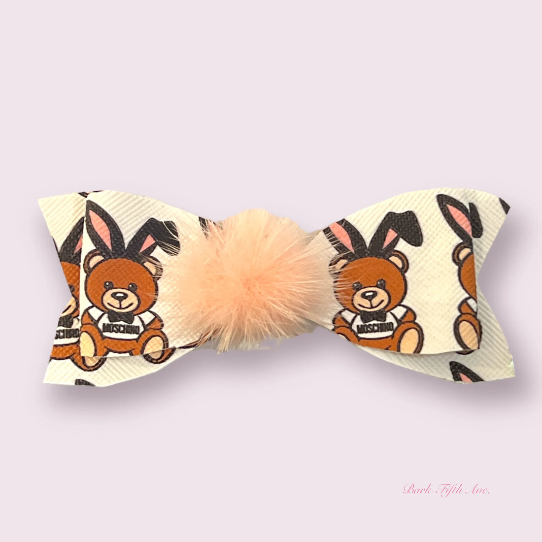 PomPom dog hair barrette, close-up of clip