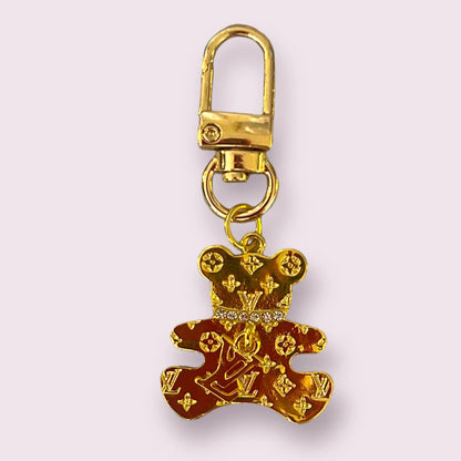 Gold bear charm for dog collar, size scale