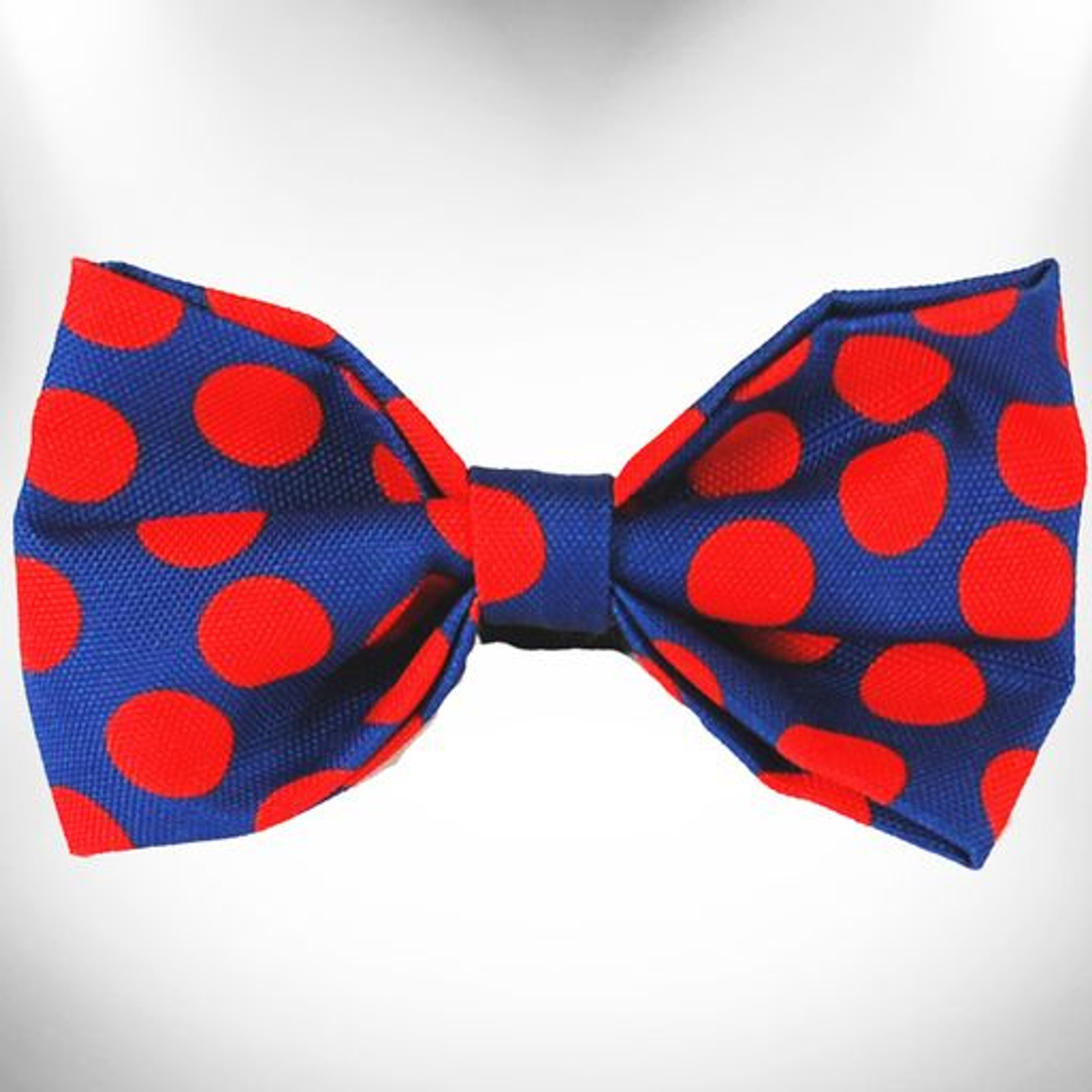 Walk-e-Woo Polka Dot Dog Bow Tie