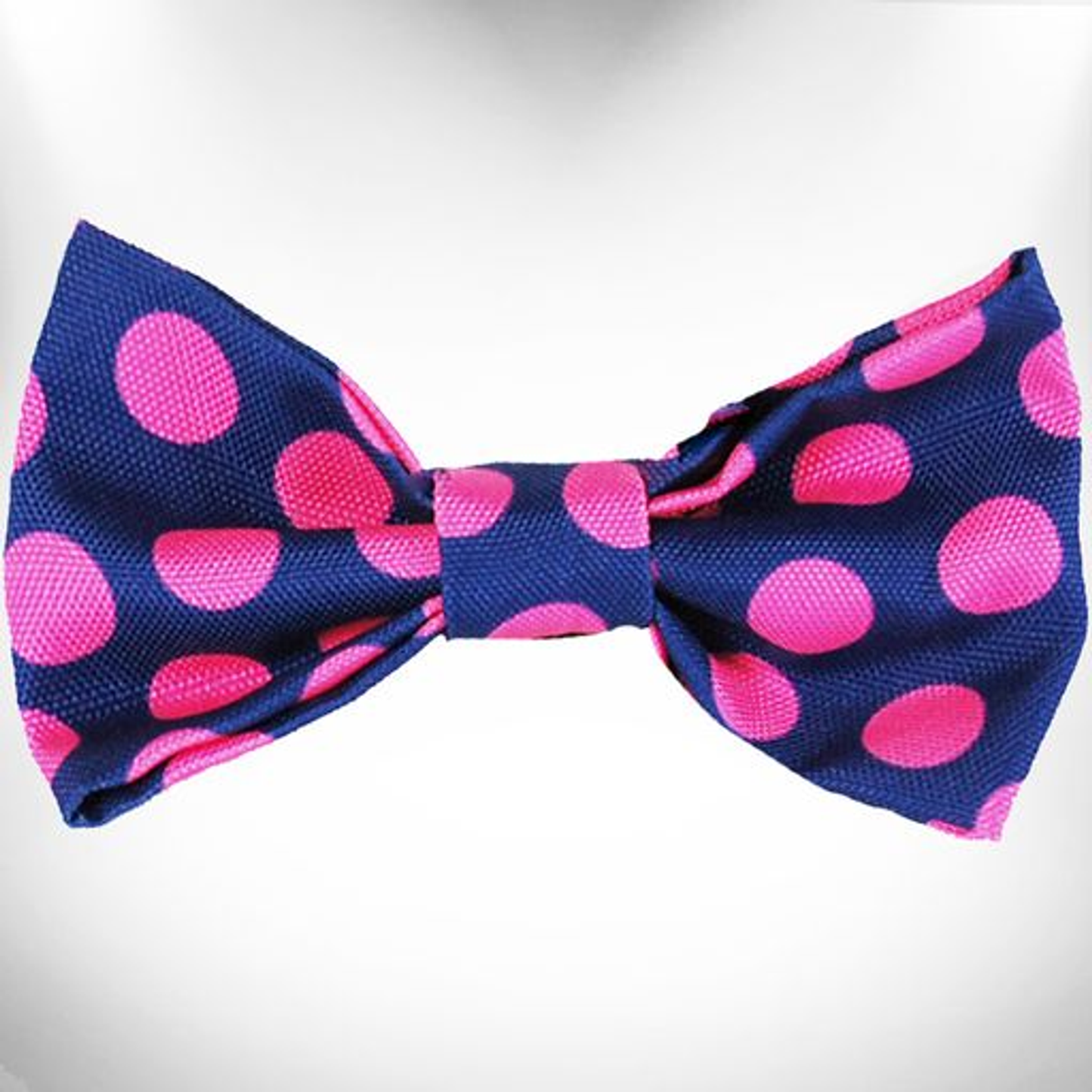Walk-e-Woo Polka Dot Dog Bow Tie