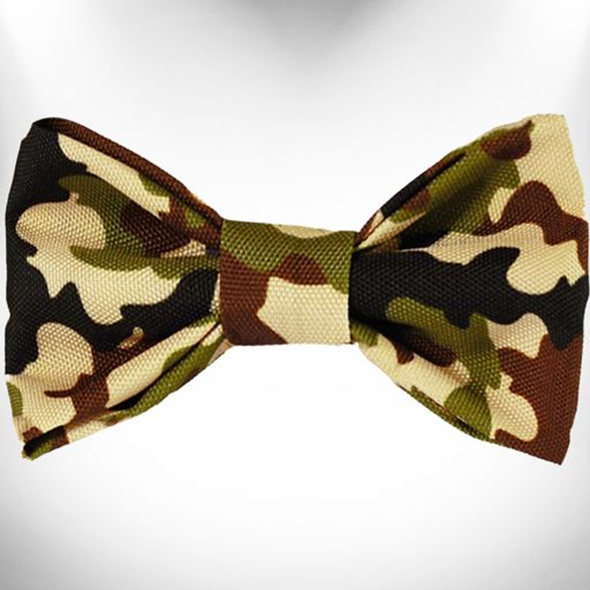 Walk-e-Woo Camo Dog Bow Tie