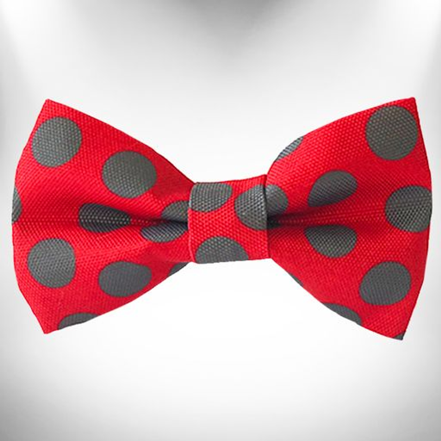 Walk-e-Woo Polka Dot Dog Bow Tie