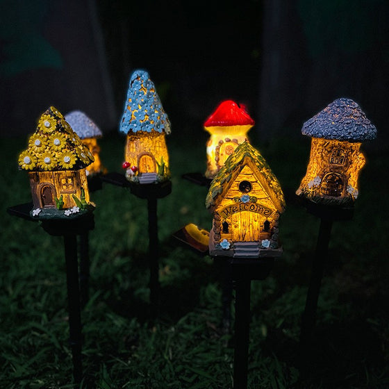 Solar Powered Resin House Garden Light with LED Outdoor & Pond Lighting product image 1
