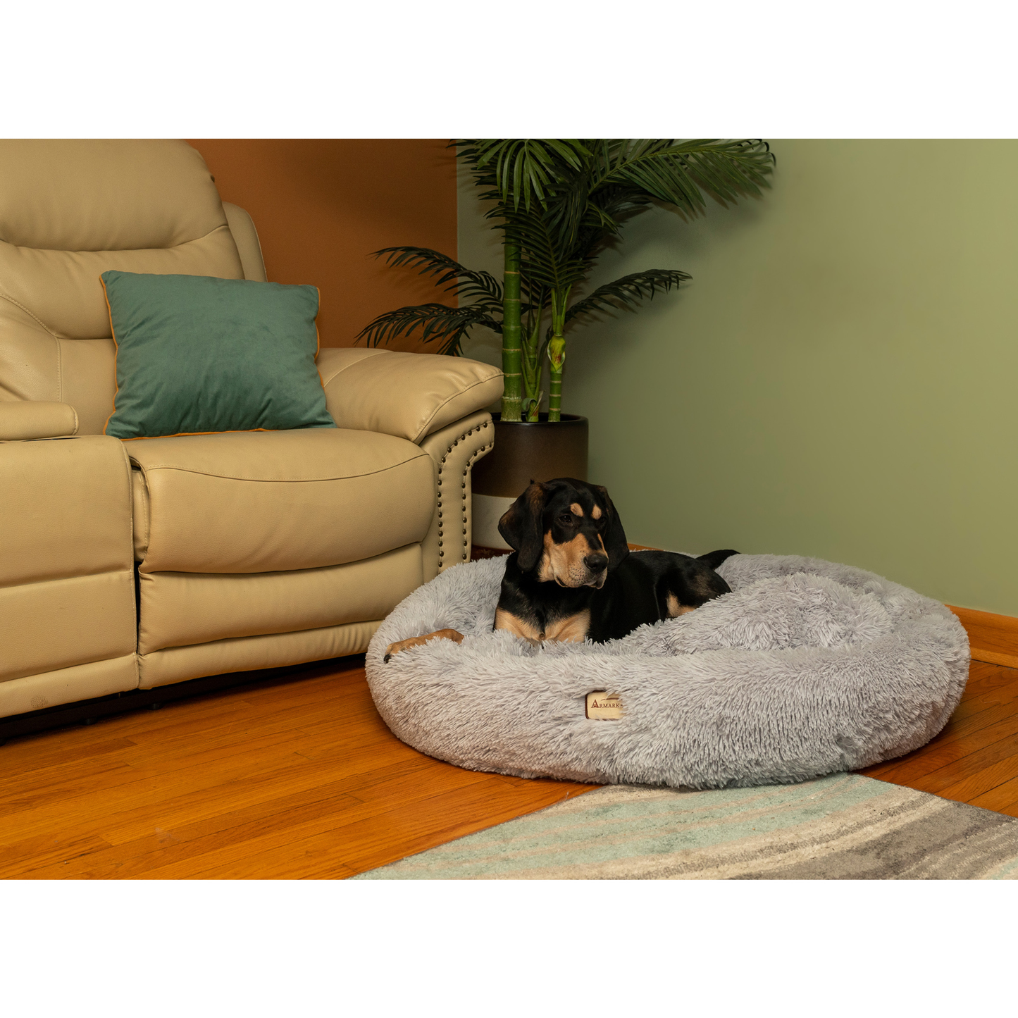 Armarkat Extra Large Fluffy Round Cat Bed, Gray