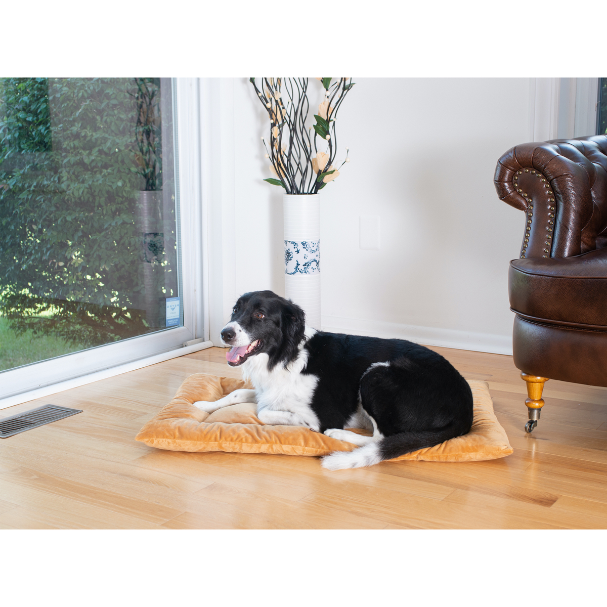Armarkat Pet Bed Mat, Soft Dog Crate Pad With Poly Fill