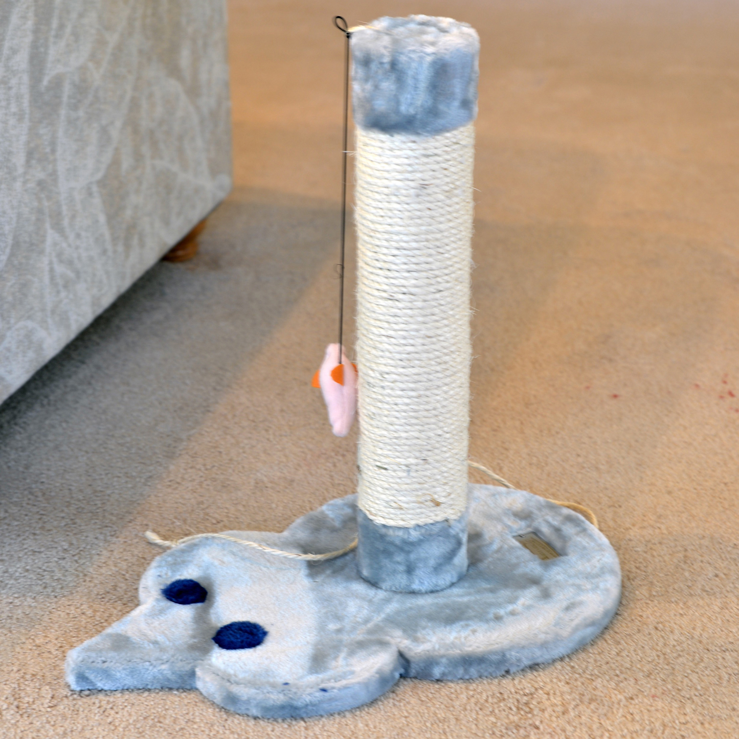 Armarkat Mouse-Shape Cat Scratcher with Rope Toys