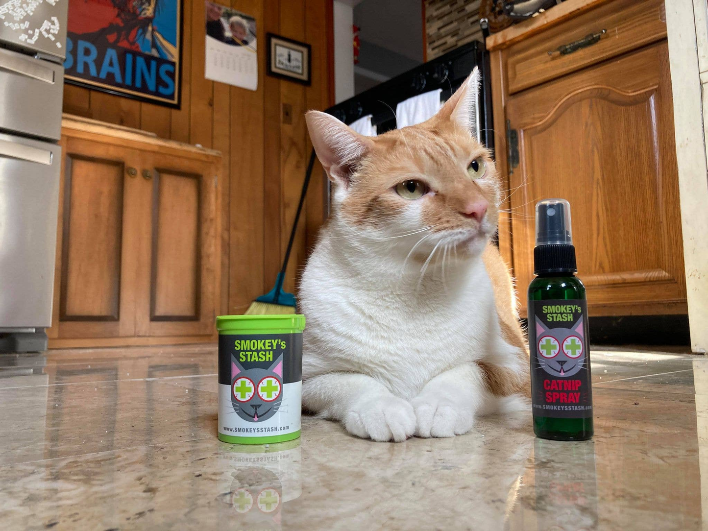 Smokey's Stash Organic Catnip Spray, 2 oz