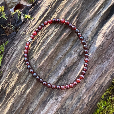 Garnet Mini Beaded Bracelet