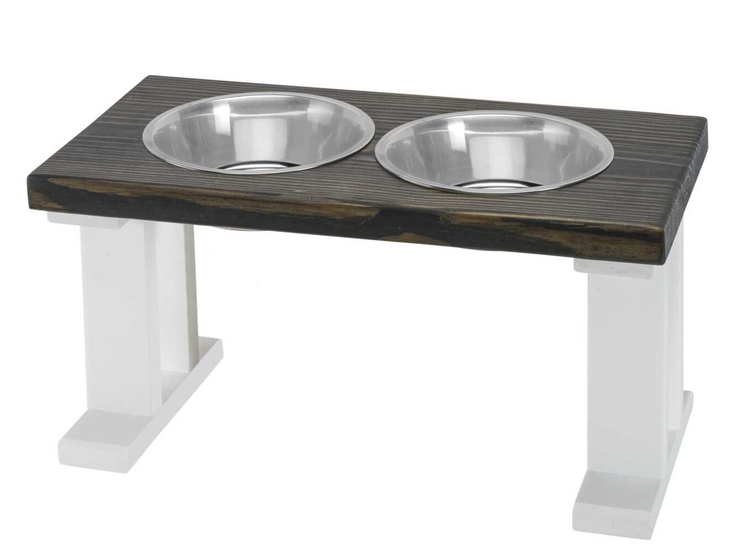 Bearwood Farmhouse 2-Bowl Elevated Dog Feeder