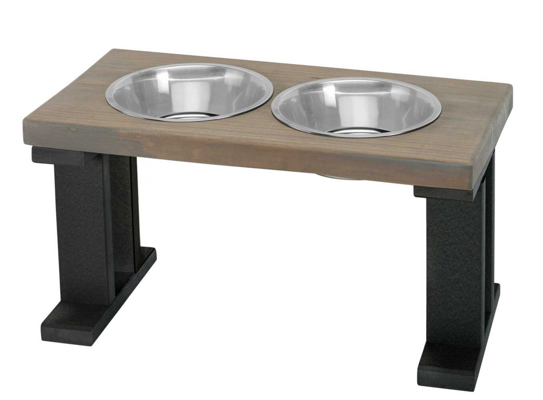 Bearwood Farmhouse 2-Bowl Elevated Dog Feeder