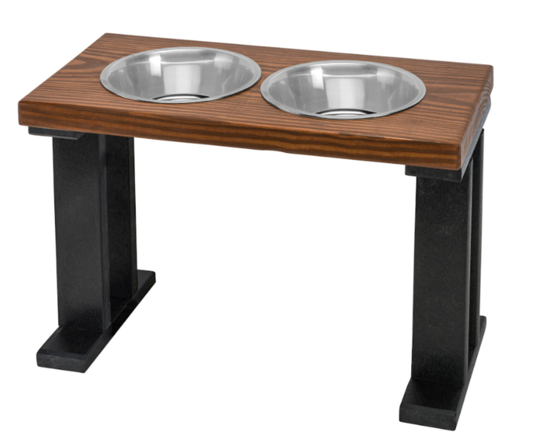 Bearwood Farmhouse 2-Bowl Elevated Dog Feeder
