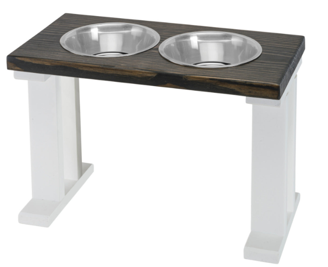 Bearwood Farmhouse 2-Bowl Elevated Dog Feeder