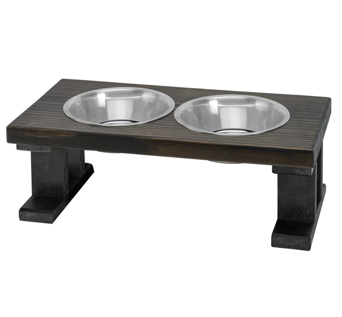 Bearwood Farmhouse 2-Bowl Elevated Dog Feeder