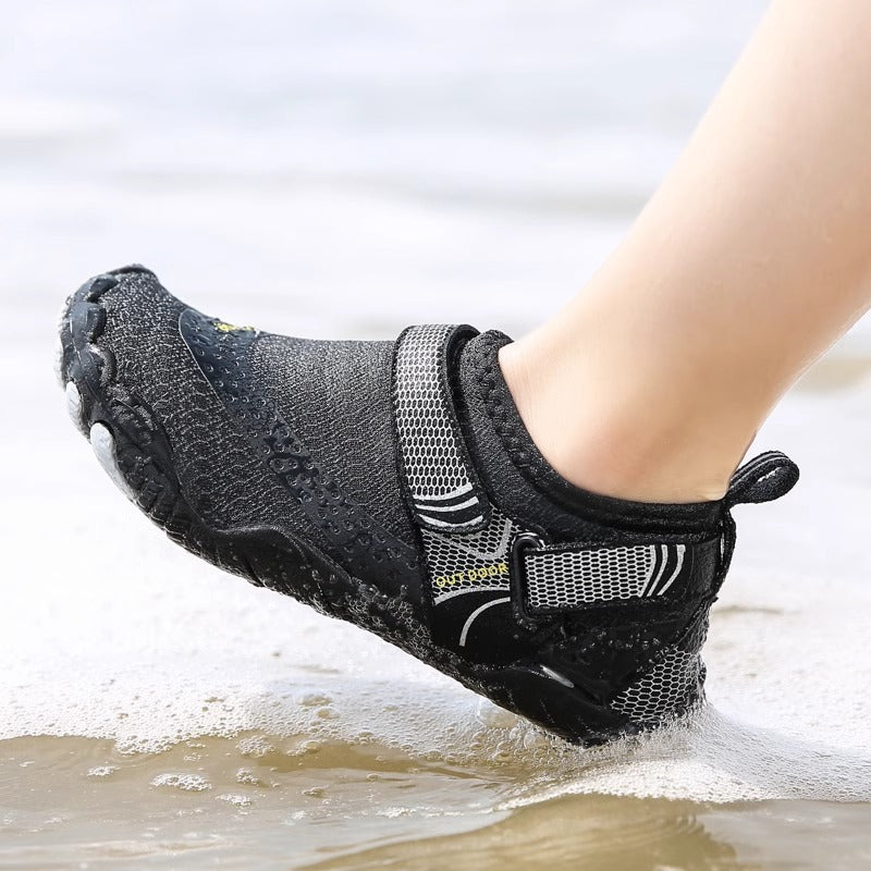 Outdoor Beach Shoes, Quick-Drying Breathable Water Shoes