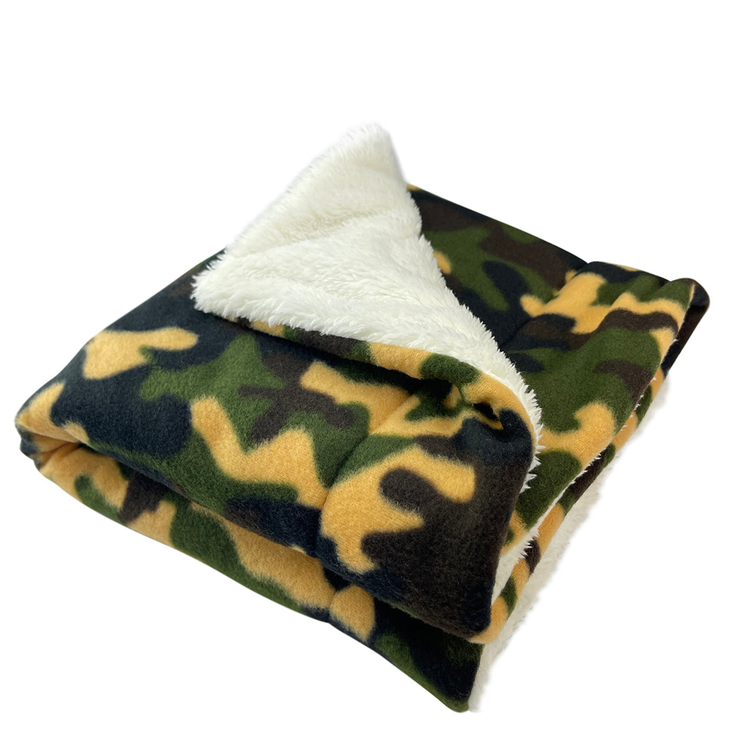 Camouflage Fleece Plush Dog Blanket