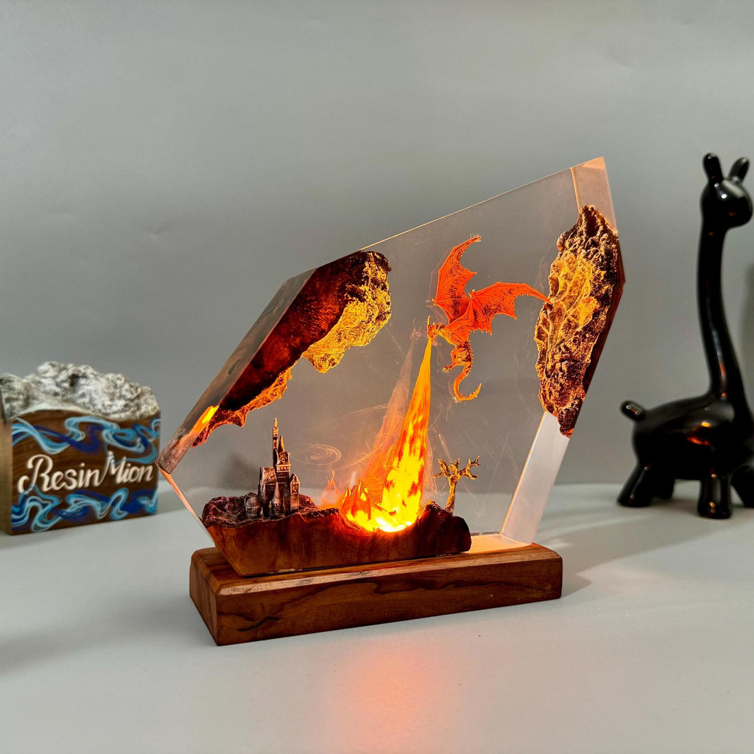 Dragon Design Resin Night Light product image 2