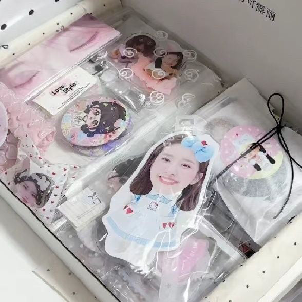 Customizable Collectible Cards with Acrylic product image 1
