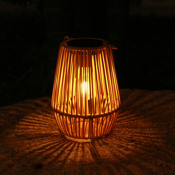 Solar-powered wicker lamp Garden & Outdoor product image 1