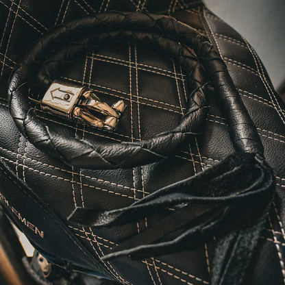 Biker Get-Back Whip - Premium Cowhide Leather (Black)