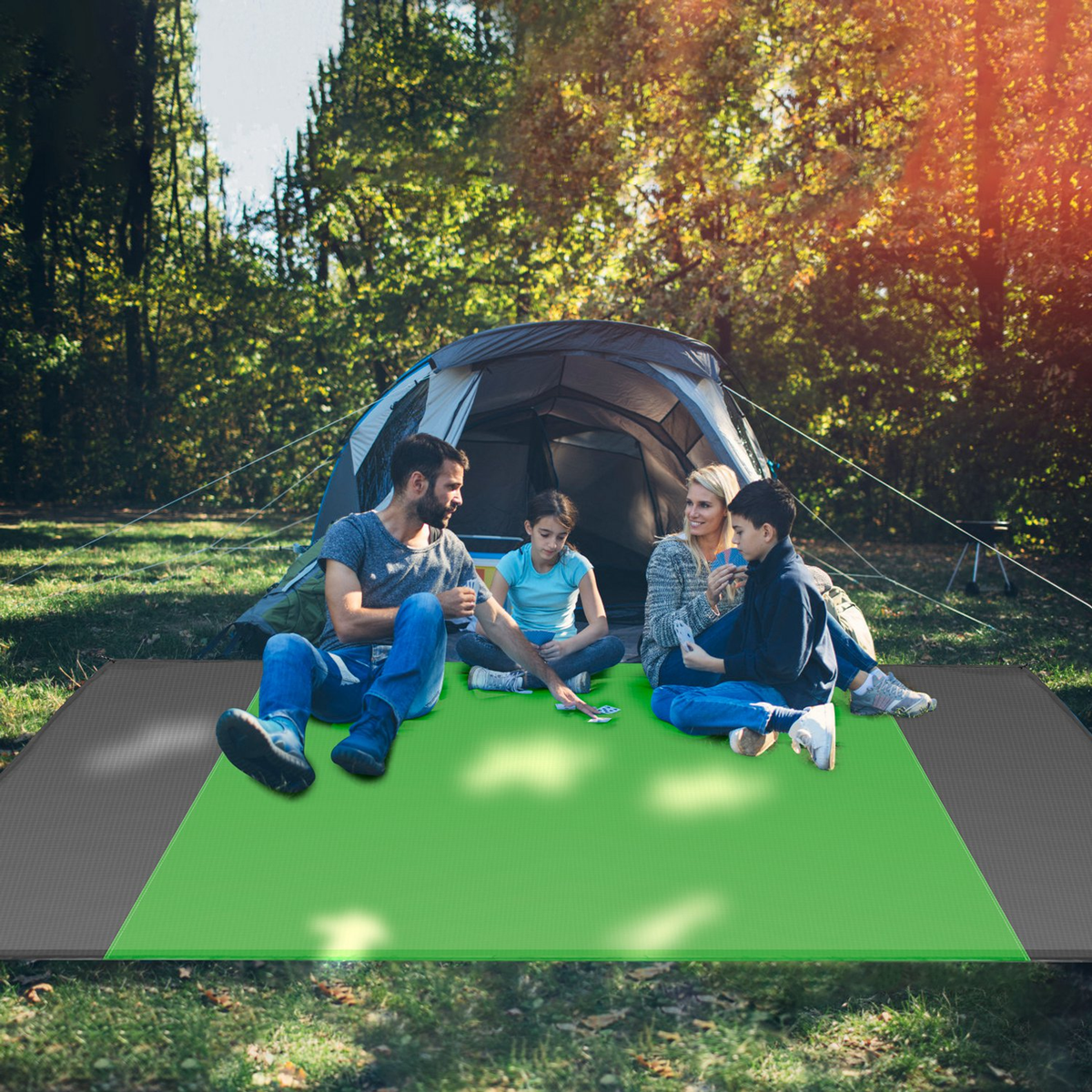 Sand-Proof Picnic Blanket 108" x 96", Green
